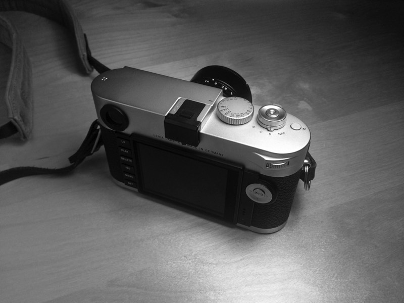 leica-m-back
