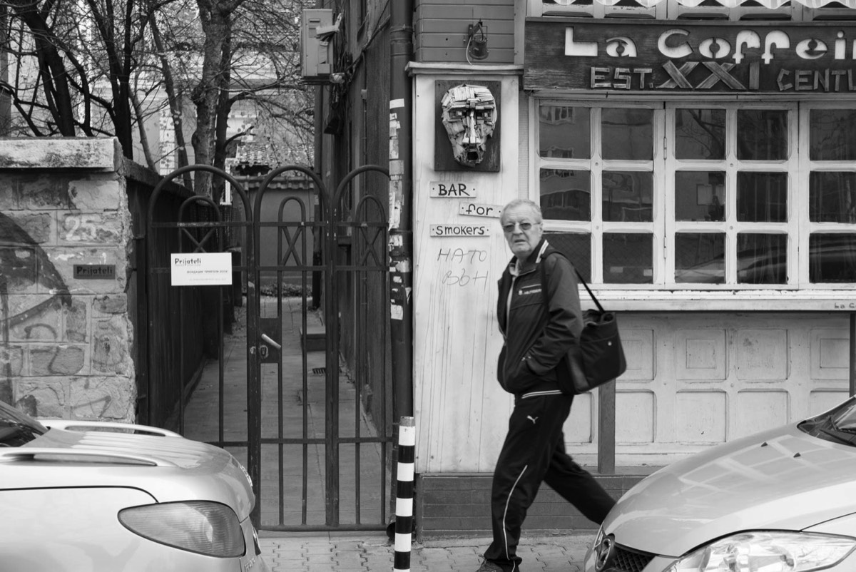 shooting leica d-lux type 109 on the streets