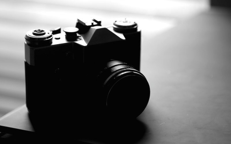 Alt image