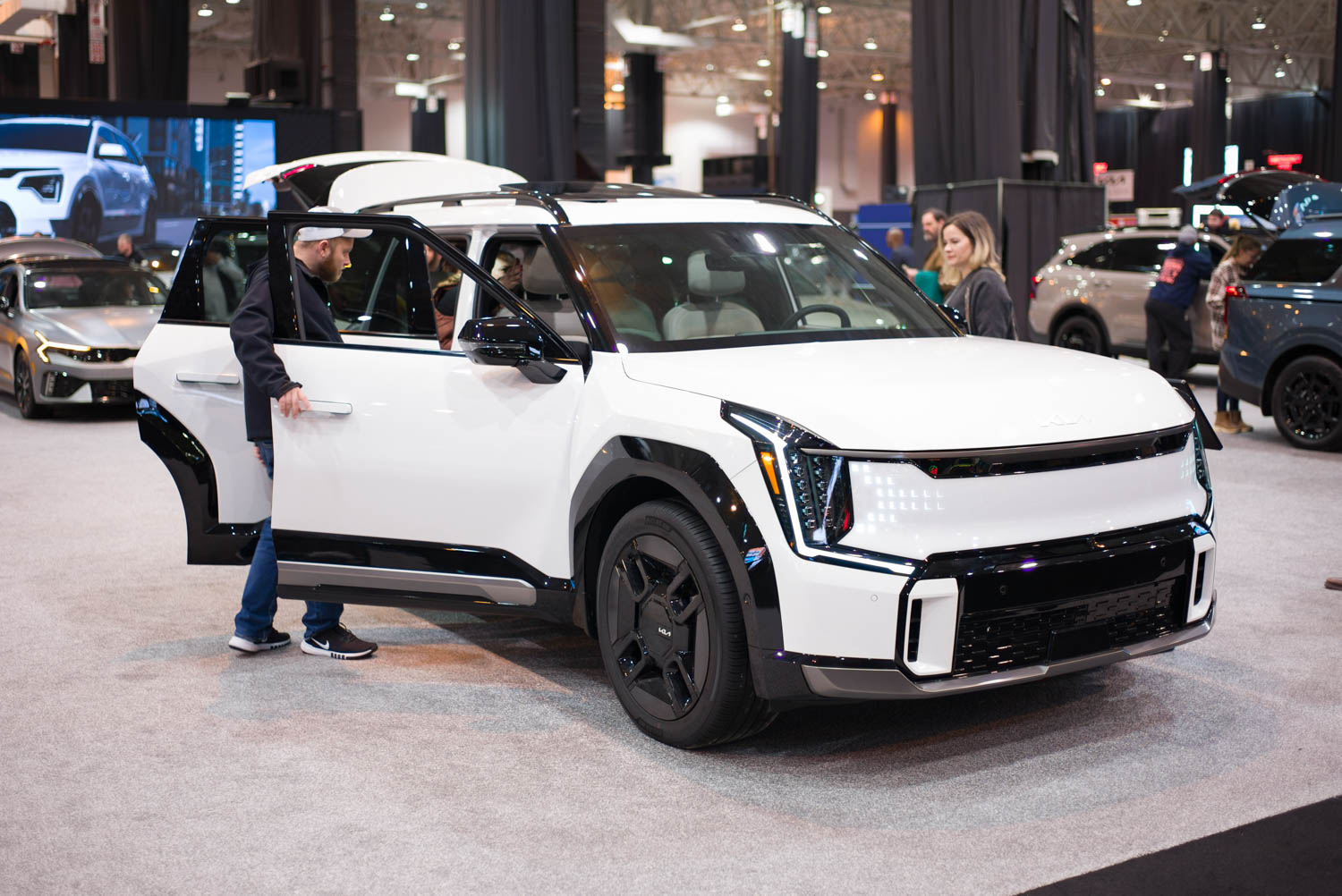 KIA EV9