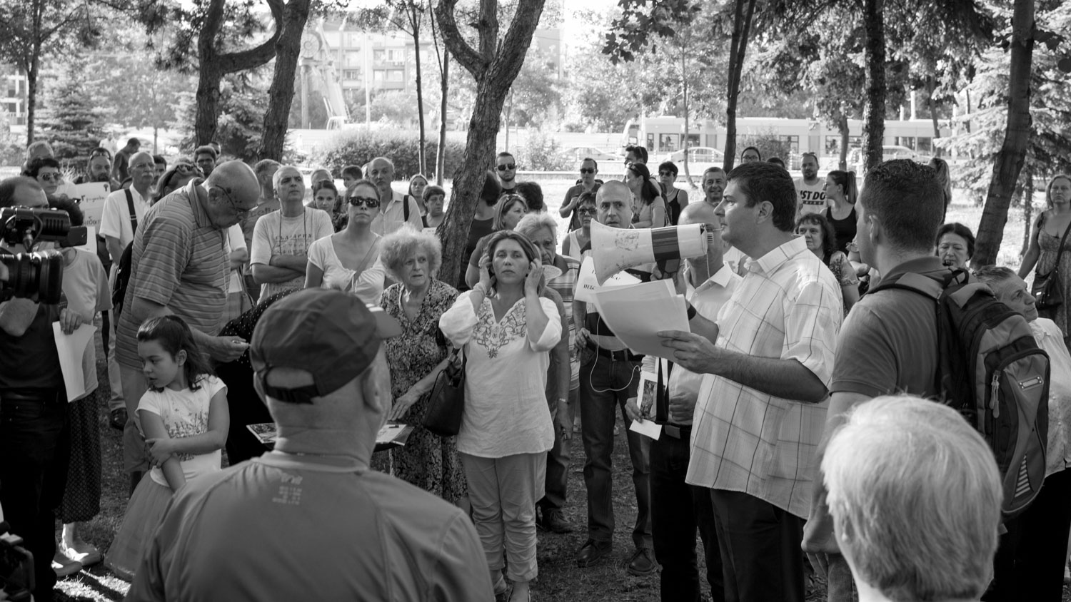 Протест срещу небостъргачът на НИКМИ