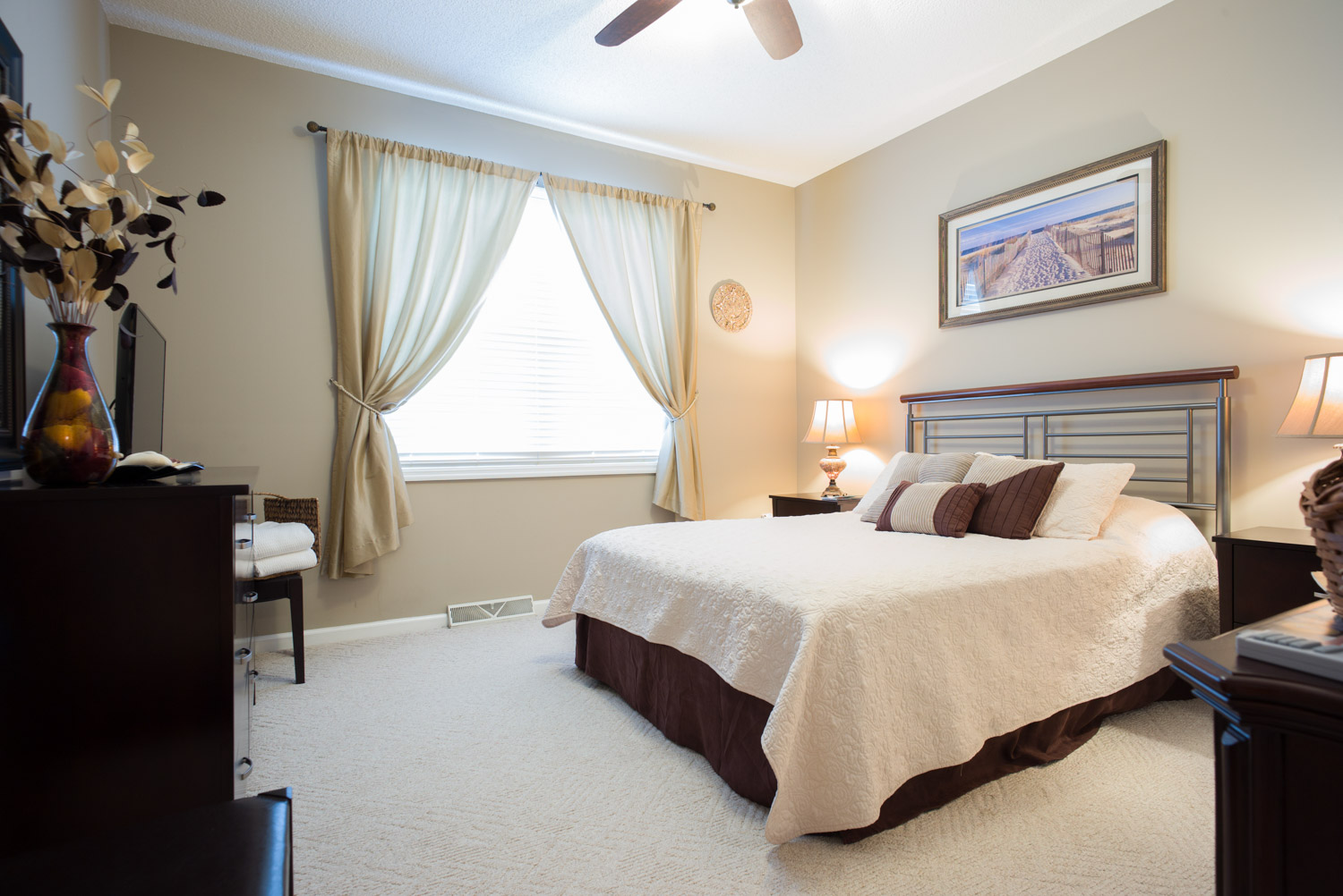 Main bedroom airbnb commission shot