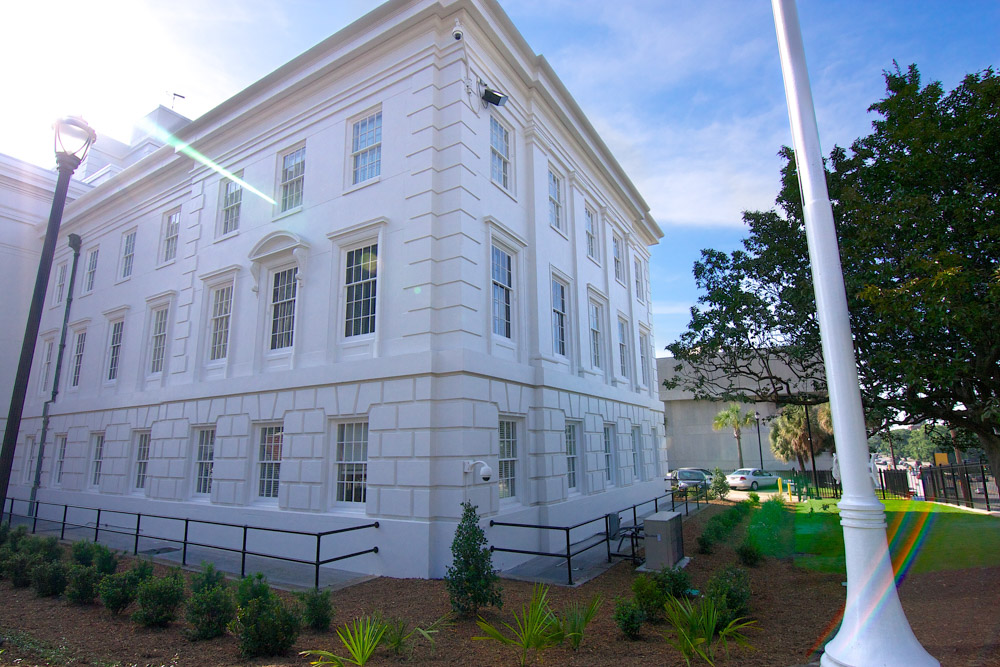 courthouse side